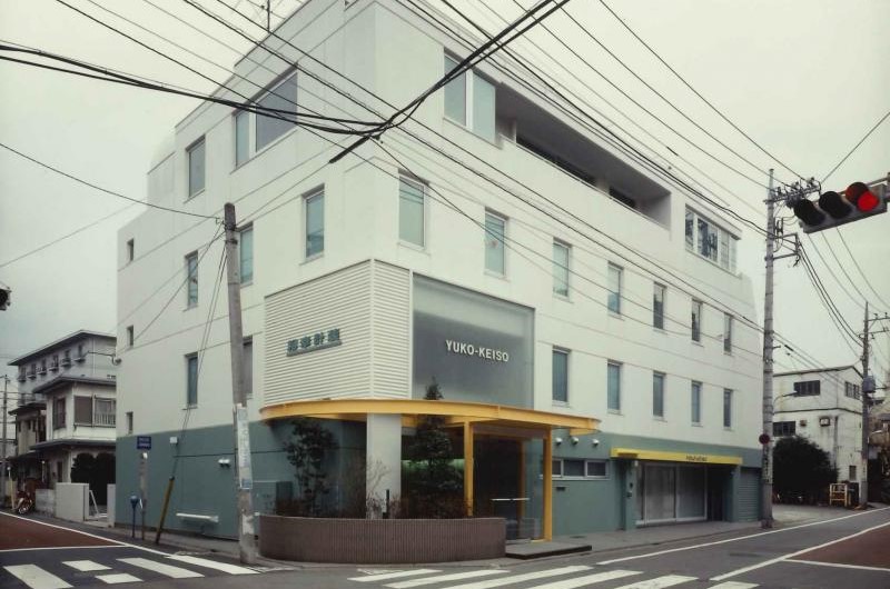 裕幸計装本社ビル