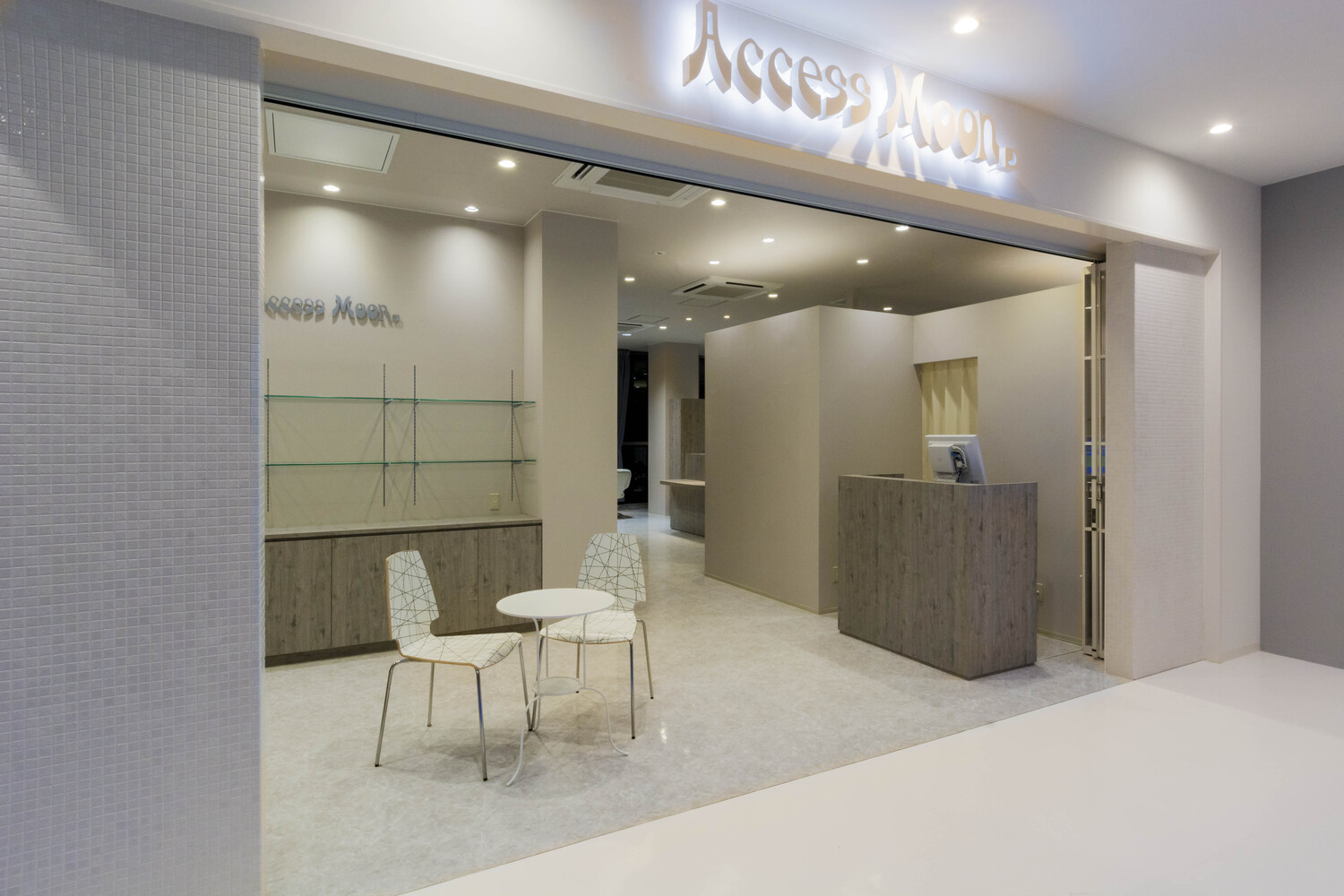 AccessMoonつくば店